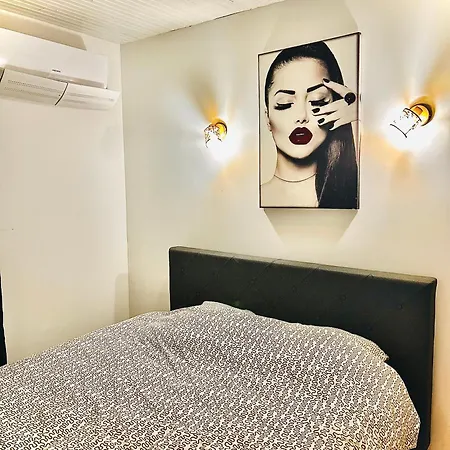 فيلة Avec & Sauna, Evasion بزييه